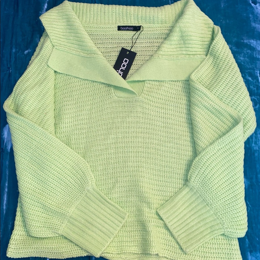 NWT!! LIME GREEN OVERSIZED COLLAR SWEATER